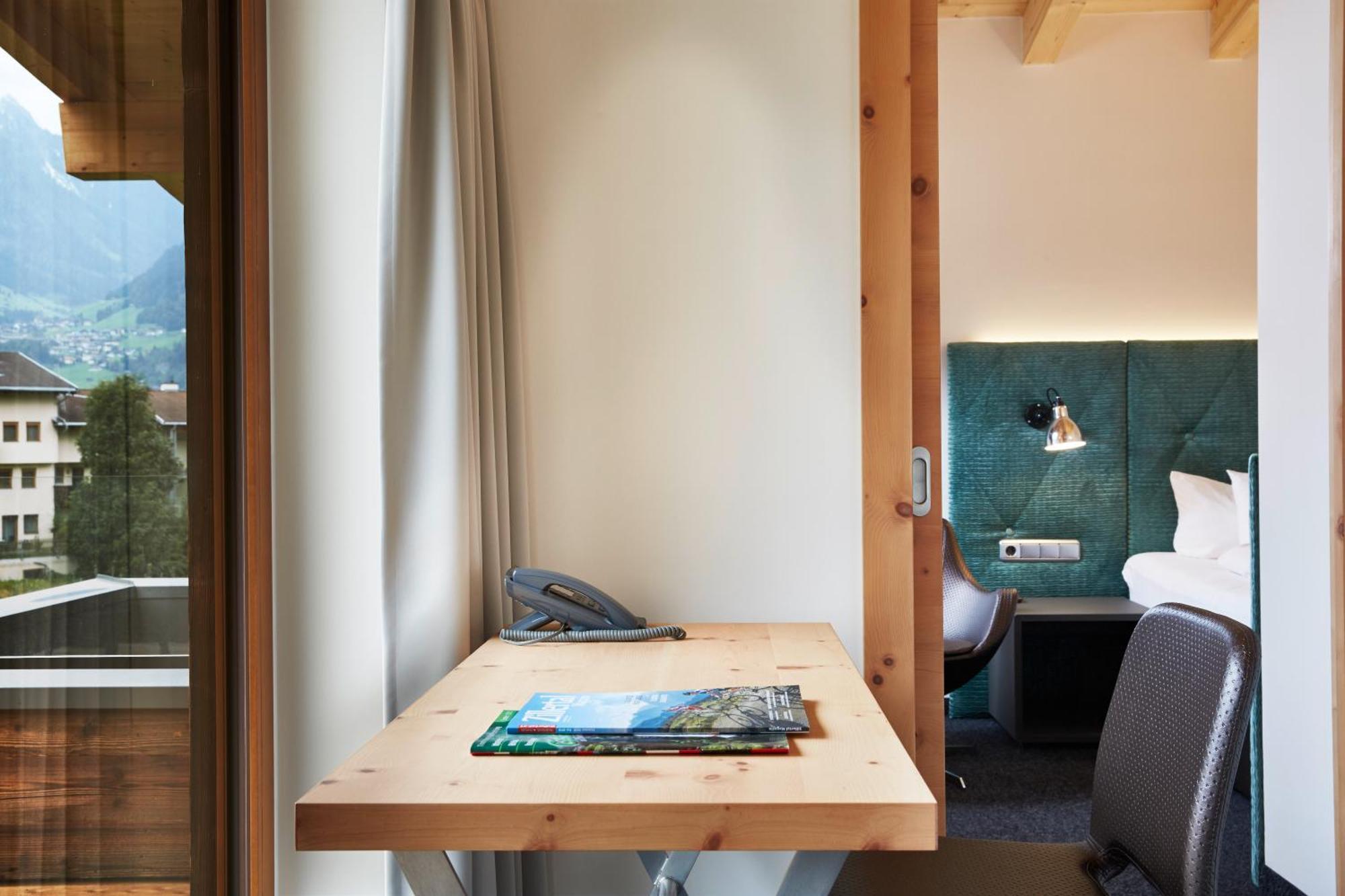 Huber'S Boutiquehotel Mayrhofen Exterior foto
